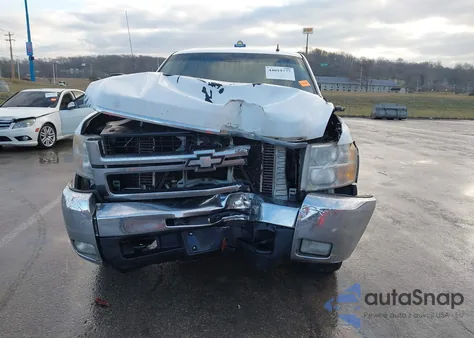 2009 Chevrolet Silverado 2500Hd Lt z USA, uszkodzony, nr VIN 1GCHK53699F163587